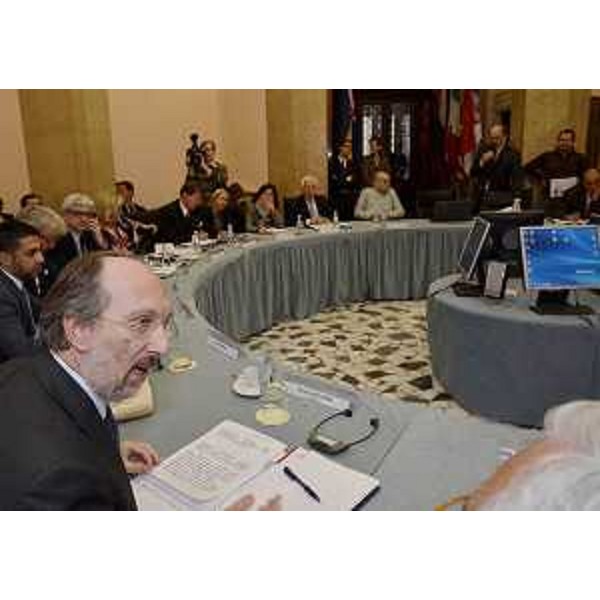 Intervento di Riccardo Riccardi (Assessore regionale Infrastrutture e Mobilità) in riunione con la Commissione Trasporti e Turismo del Parlamento europeo nella sede dell'InCE-Iniziativa Centro Europea. (Trieste 19/03/12)