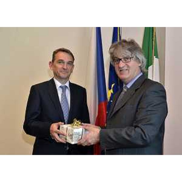 Petr Burianek (Ambasciatore Repubblica Ceca a Roma) e Renzo Tondo (Presidente Friuli Venezia Giulia). (Udine 23/03/12)