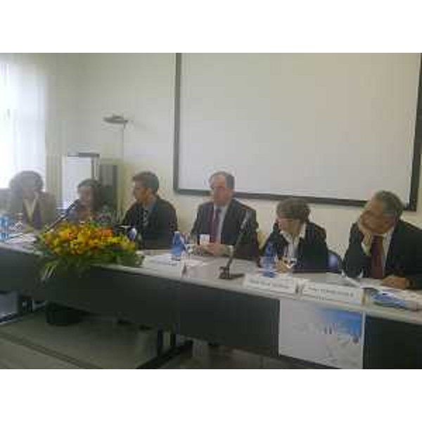 S.Balloch (Sindaco Cividale), R. Molinaro (Assessore regionale Istruzione e Università) A.M.Germini (Rettore Convitto Diacono) e F.Vendruscolo (Università Udine) al Convitto "Paolo Diacono" all'apertura del seminario sull'internazionalizzazione dell'offerta formativa promosso dal Ministero dell'Istruzione. (Cividale del Friuli 16/04/12)