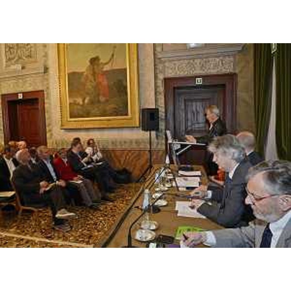 Renzo Tondo (Presidente Friuli Venezia Giulia) e Franco Belci (Segretario generale CGIL FVG) al convegno "La riforma possibile. Quale futuro per la sanità regionale" promosso dalla CGIL. (Udine 08/05/12)