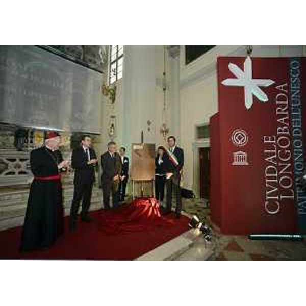 I ministri per i Beni e le Attività culturali Lorenzo Ornaghi (Italia) e Ziga Turk (Slovenia), Pietro Brollo (Vescovo emerito Udine) e Stefano Balloch (Sindaco Cividale) alla cerimonia ufficiale per l'inserimento di Cividale nella lista del Patrimonio Unesco. (Cividale del Friuli 04/06/12)