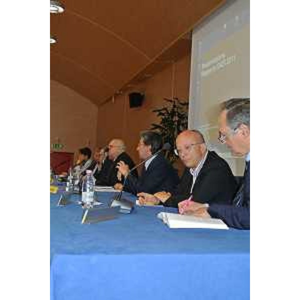 Presentazione Rapporto OASI 2011, curato dal CeRGAS, Centro Ricerche sulla Gestione dell'Assistenza Sanitaria e sociale della Bocconi di Milano. (Udine 15/06/12)