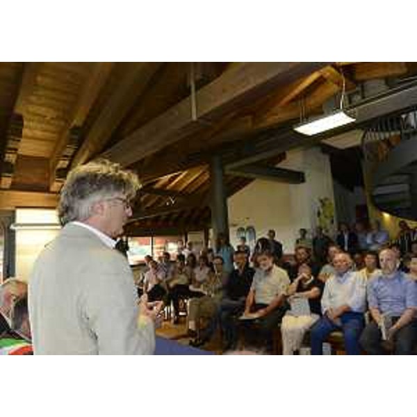 Renzo Tondo (Presidente Friuli Venezia Giulia) interviene all'inaugurazione della mostra "La perla del Friuli. Il paesaggio e la gente". (Tarcento 25/06/12)