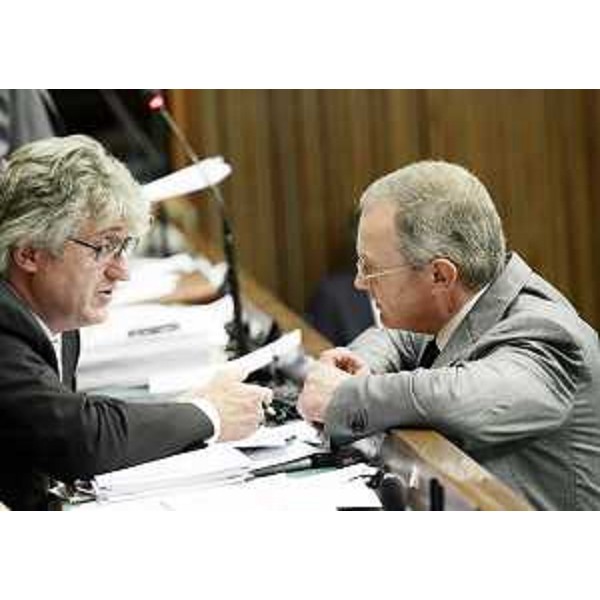 Renzo Tondo (Presidente Friuli Venezia Giulia) e Andrea Garlatti (Assessore regionale Funzione pubblica, Autonomie locali, Coordinamento Riforme) in Consiglio regionale. (Trieste 28/06/12)