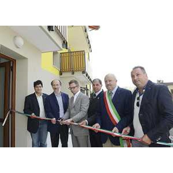 Riccardo Riccardi (Assessore regionale Lavori pubblici) all'inaugurazione di sei alloggi ATER in via Illegio. (Tolmezzo 29/06/12)
