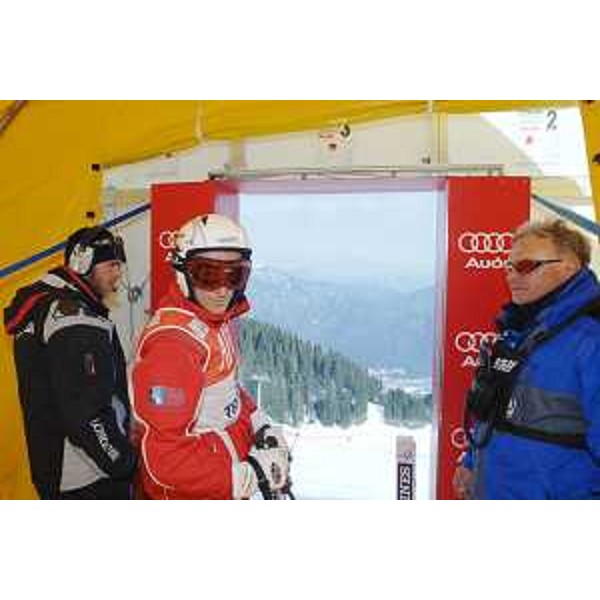 Riccardo Illy (Presidente Regione Friuli Venezia Giulia) ritratto al cancelletto di partenza in occasione della prova della pista della Coppa del Mondo di sci femminile. (Tarvisio 28/02/07)