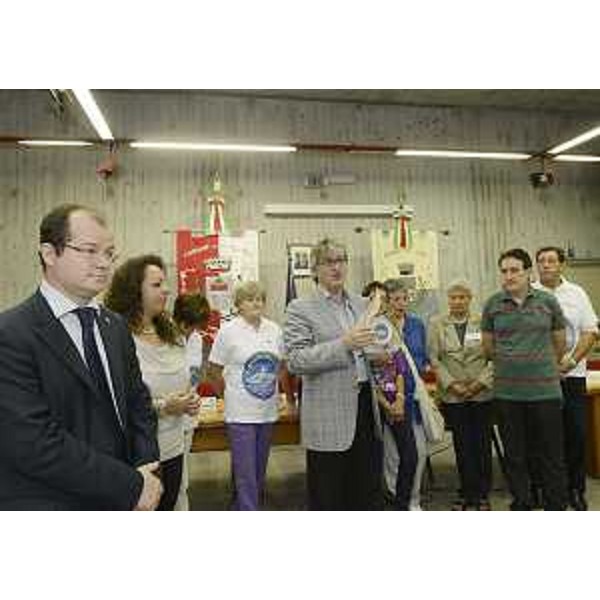 Renzo Tondo (Presidente Friuli Venezia Giulia) interviene all'incontro pubblico per l'avvio dell'iter che dovrebbe portare all'unificazione dei Comuni di Rivignano e Teor. (Rivignano 21/07/12)