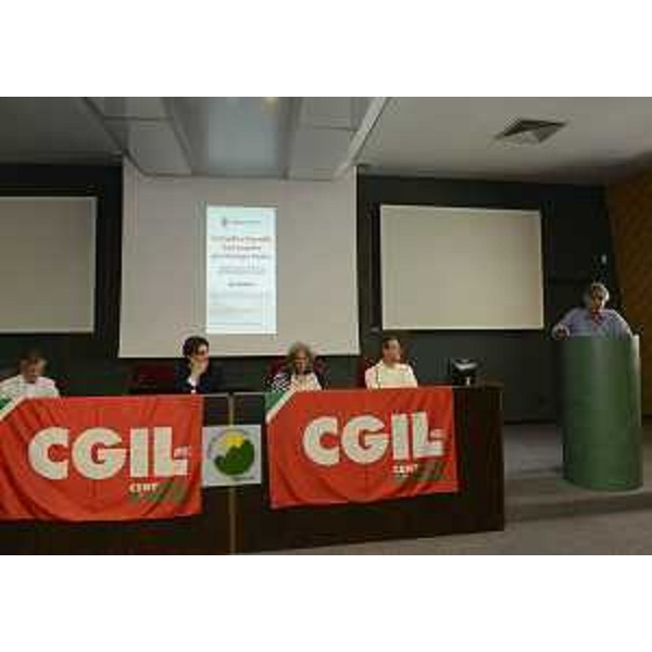 Renzo Tondo (Presidente Friuli Venezia Giulia) interviene al convegno "Tra fragilità e potenzialità, quali prospettive per la montagna friulana?" organizzato da CGIL Udine. (Amaro 20/07/12)