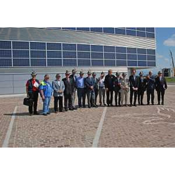 Luca Ciriani (Vicepresidente FVG e assessore regionale Protezione civile) e Guglielmo Berlasso (Direttore Protezione civile FVG) con presidenti e rappresentanti delle varie sezioni dell'ANA-Associazione Nazionale Alpini del FVG. (Palmanova 23/07/12)