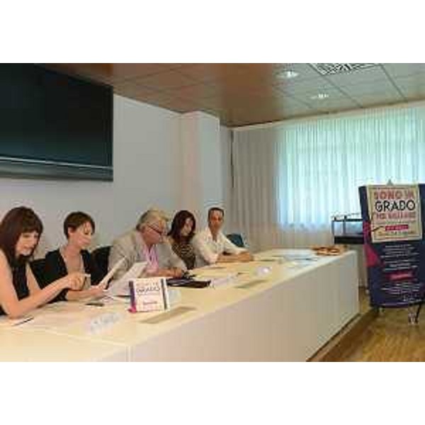 Elio De Anna (Assessore regionale Cultura) alla presentazione del Festival di balli internazionali "Sono in Grado per ballare". (Udine 23/07/12)