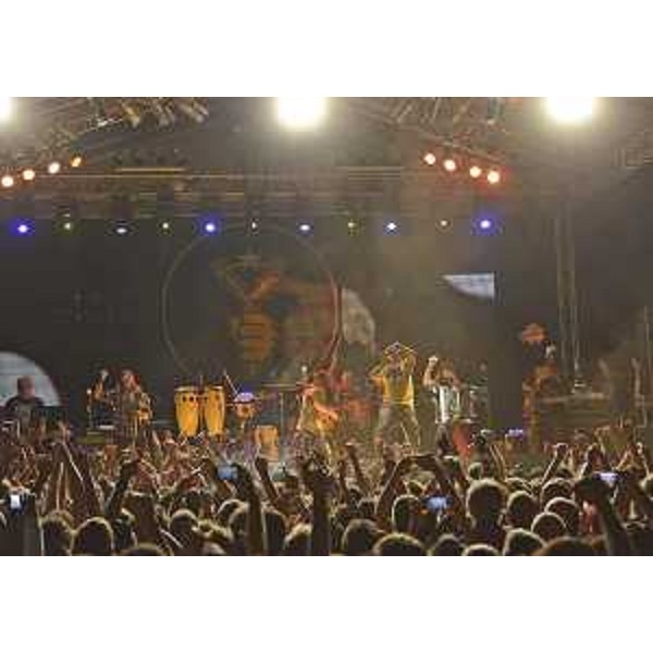 Concerto dei Gogol Bordello al Festival 'Guca sul Carso', a Borgo Grotta Gigante. (Trieste 14/07/12)