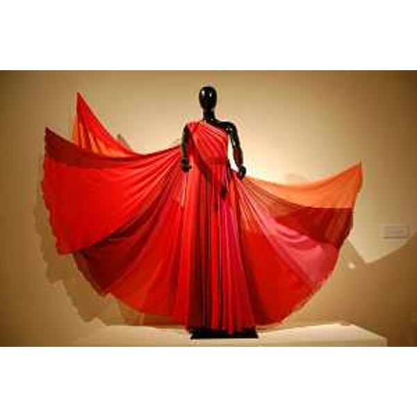 Abito esposto alla mostra "Teatro alla Moda, costumi di scena", a Villa Manin. (Passariano 19/07/12)