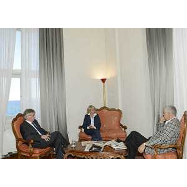 Renzo Tondo (Presidente Friuli Venezia Giulia), Marina Monassi (Presidente Autorità portuale Trieste) e Roberto Formigoni (Presidente Lombardia) nella sede della Regione FVG. (Trieste 27/08/12)