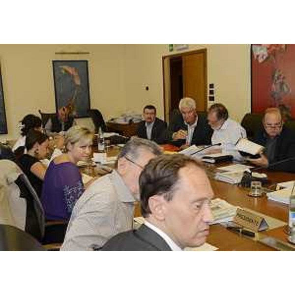 Luca Ciriani (Vicepresidente Regione FVG) in IV Commissione riunita per l'approvazione del ddl sull'energia e la distribuzione dei carburanti, in Consiglio regionale. (Trieste 05/09/12)