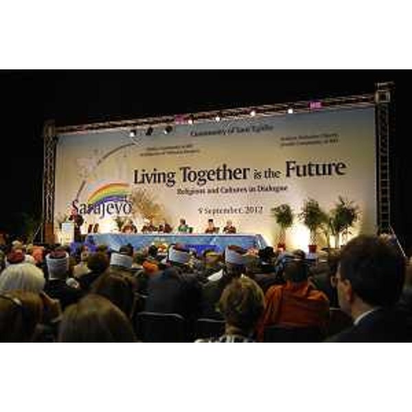 Apertura del convegno mondiale "Living together is the future". (Sarajevo 09/09/12)