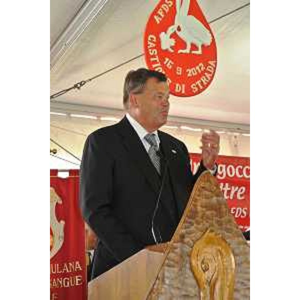 Renzo Peressoni (Presidente AFDS) al 54° congresso provinciale dell'AFDS-Associazione Friulana Donatori di Sangue. (Castions di Strada 16/09/12)
