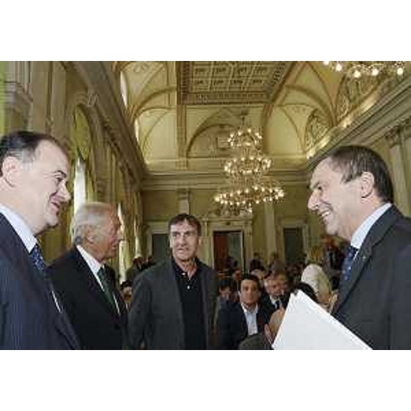 Roberto Molinaro (Assessore regionale Istruzione, Università e Ricerca), Ettore Romoli (Sindaco Gorizia), Piero Camber (Consigliere regionale) e Francesco Profumo (Ministro Istruzione, Università e Ricerca), nella sede della Regione. (Trieste 19/09/12)