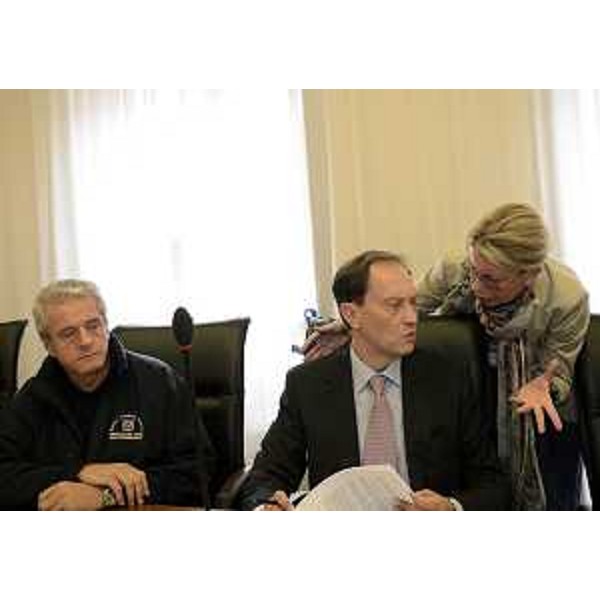 Guglielmo Berlasso (Direttore Protezione civile FVG), Luca Ciriani (Vicepresidente FVG e assessore regionale Protezione civile) e Sandra Savino (Assessore regionale Finanze) in IV Commissione consiliare. (Trieste 19/09/12)