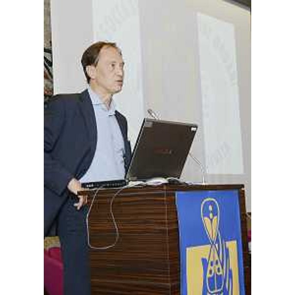 Luca Ciriani (Vicepresidente FVG, Assessore regionale Salute) al convegno internazionale dell'ADO-Associazione Donatori Organi FVG onlus "L'organo che mi hai donato è poliglotta". (Udine 23/09/12)