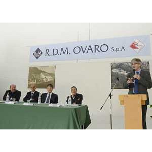 Renzo Tondo (Presidente Friuli Venezia Giulia) interviene alla presentazione della nuova società della storica Cartiera di Ovaro (UD), la R.D.M. OVARO S.p.A. (Ovaro 28/09/12)