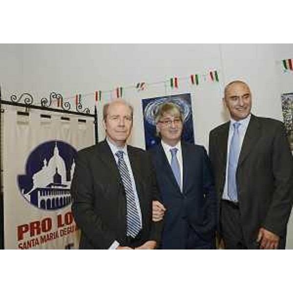 Renzo Tondo (Presidente Friuli Venezia Giulia) tra Maurizio Salvador e Maurizio Franz (Vicepresidente e presidente Consiglio regionale FVG) nella sede della Pro Loco. (Assisi 03/10/12)
