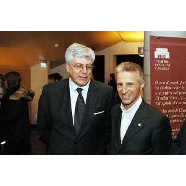 Riccardo Illy (Presidente Regione Friuli Venezia Giulia) con Claudio Colussi (Sindaco di Casarsa) all'inaugurazione del teatro di Casarsa. (Casarsa 17/03/07)