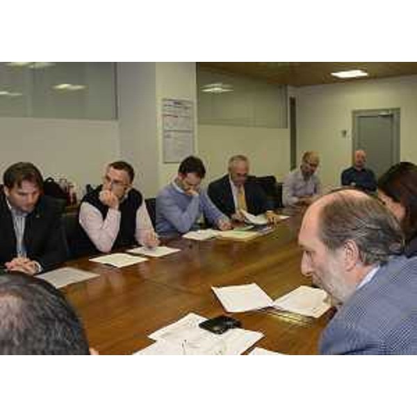 Riccardo Riccardi (Assessore regionale Infrastrutture e Mobilità) nel corso della riunione con i comitati dei pendolari. (Udine 08/10/12)
