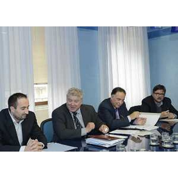 Devan Jagodic (Direttore SLORI-Istituto sloveno di Ricerche), Elio De Anna (Assessore regionale Cultura, Sport, Relazioni internazionali e comunitarie, Funzione pubblica, Autonomie locali e Coordinamento Riforme), Giuseppe Napoli (Vicedirettore centrale Cultura, Sport, Relazioni internazionali e comunitarie) e Paolo Slamic (Servizio corregionali Estero e Lingue minoritarie Regione FVG). (Trieste 09/10/12)