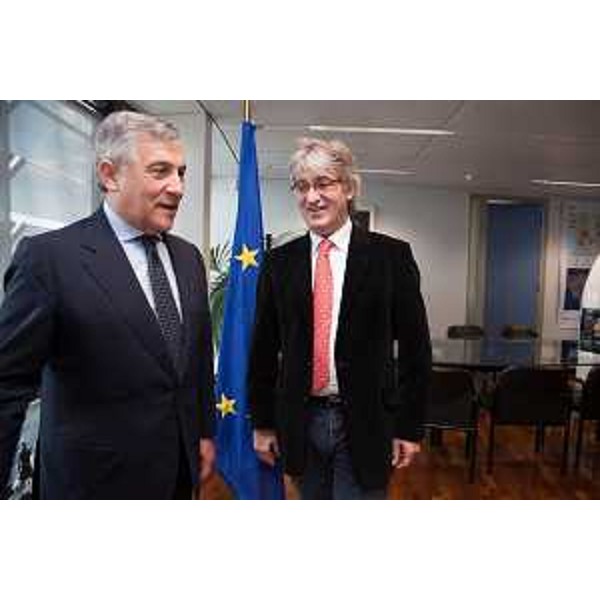 Antonio Tajani (Vicepresidente Commissione europea e responsabile Industria ed Imprenditoria) e Renzo Tondo (Presidente Friuli Venezia Giulia). (Bruxelles 10/10/12)