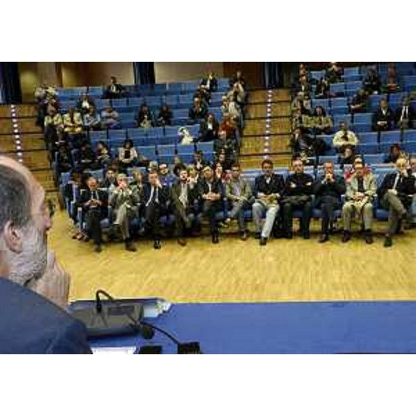 Riccardo Riccardi (Assessore regionale Lavori pubblici) al convegno "L'housing sociale in Friuli Venezia Giulia, una grande opportunità di sviluppo per la regione". (Udine 11/10/12)