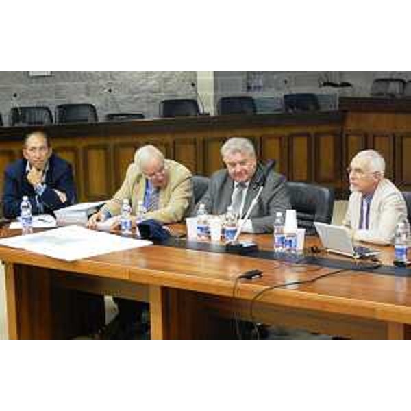 Stefano Allocchio (Responsabile Gestione sportiva RCS), Enzo Cainero (Responsabile Tappe Giro d'Italia in FVG), Elio De Anna (Assessore regionale Sport) e Mario Ongaro (Sindaco Cordenons). (Cordenons 15/10/12)