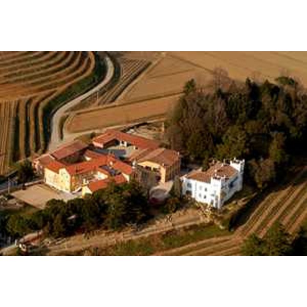 Veduta aerea dell'area della Fondazione Villa Russiz. (Capriva del Friuli)