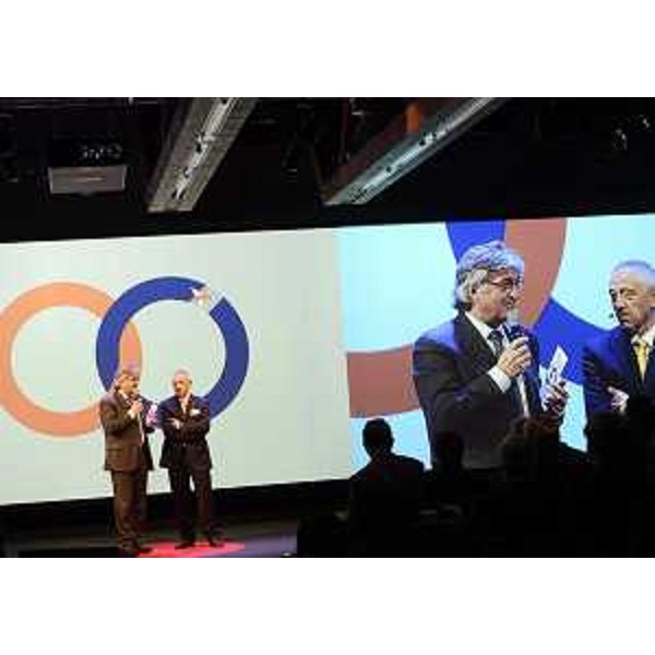 Renzo Tondo (Presidente Friuli Venezia Giulia) e Gianpietro Benedetti (Presidente Danieli) durante la presentazione del bilancio del Gruppo Danieli. (Buttrio 20/10/12)