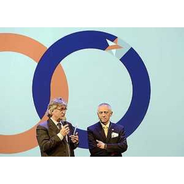 Renzo Tondo (Presidente Friuli Venezia Giulia) e Gianpietro Benedetti (Presidente Danieli) durante la presentazione del bilancio del Gruppo Danieli. (Buttrio 20/10/12)