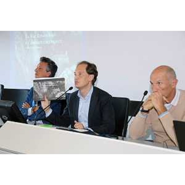 Luca Ciriani (Vicepresidente FVG e assessore regionale Protezione civile) durante la conferenza stampa nella sede della Protezione civile. (Palmanova 22/10/12)