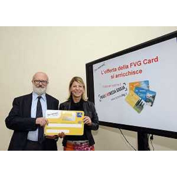Luigi Fozzati (Soprintendente Beni archeologici Friuli Venezia Giulia) e Federica Seganti (Assessore regionale Attività produttive) per il Nuovo accordo strategico tra Agenzia TurismoFVG e Direzione per i Beni culturali e paesaggistici del FVG. (Trieste 23/10/12)