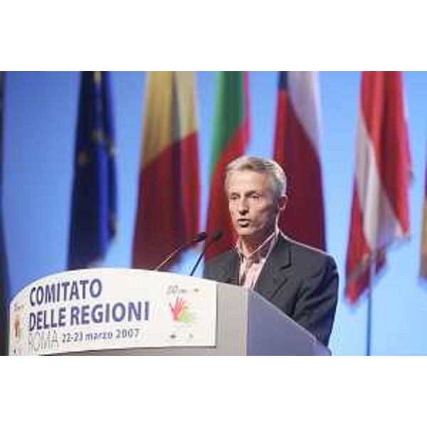 50.mo trattato di Roma Comitato delle Regioni. Riccardo Illy (Presidente della Regione Friuli Venezia Giulia) ritratto durante il Suo intervento. (Roma 23/03/07)