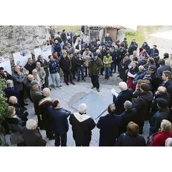 Cerimonia d'inaugurazione della casa soggiorno del Centro Solidarietà Giovani "Giovanni Micesio" Onlus. (Illegio 09/11/12)