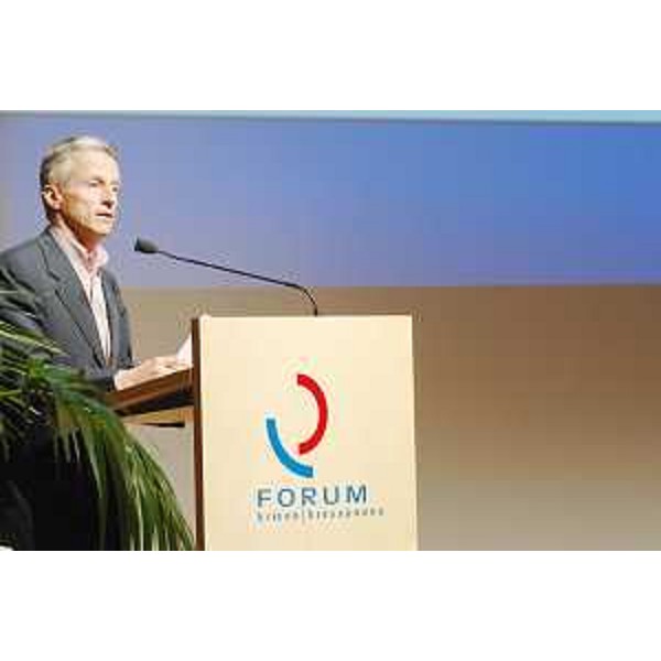 Riccardo Illy (Presidente Regione Friuli Venezia Giulia) durante l'intervento al terzo Forum Altoatesino dell'Economia. (Bressanone (BZ) 23/03/07)
