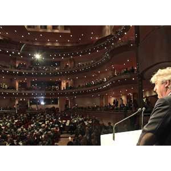 Renzo Tondo (Presidente Friuli Venezia Giulia) interviene alla cinquantanovesima Premiazione del Lavoro e Progresso economico, al Teatro Giovanni da Udine. (Udine 26/11/12)