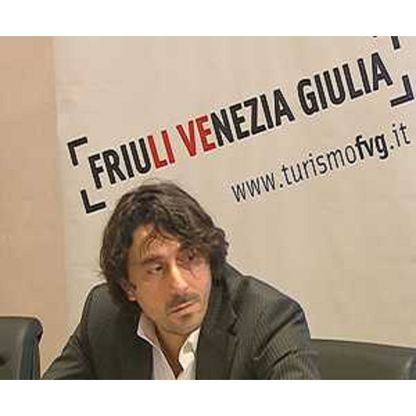 Alessandro Gaetano (Responsabile Marketing TurismoFVG) alla presentazione della campagna per la promozione integrata del prodotto neve in Friuli Venezia Giulia. (Trieste 27/11/12)
