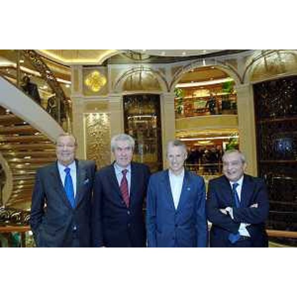 Riccardo Illy (Presidente Regione Friuli Venezia Giulia) con Cesare De Piccoli (Viceministro dei Trasporti), Giuseppe Bono (amministratore delegato di Fincantieri) e Corrado Antonini (Presidente di Fincantieri) ritratti in occasione della consegna della nave da crociera Emerald Princess". (Monfalcone 24/03/07)