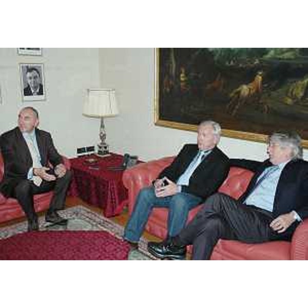 Maurizio Franz (Presidente Consiglio regionale FVG), Gerhard Doerfler (Governatore Carinzia) e Renzo Tondo (Presidente Friuli Venezia Giulia) in occasione del seminario "Senza confini: Tarvisiano-Valcanale-Canal del Ferro. Proposte e azioni unitarie per un nuovo ciclo di sviluppo", in Consiglio regionale. (Trieste 12/12/12)