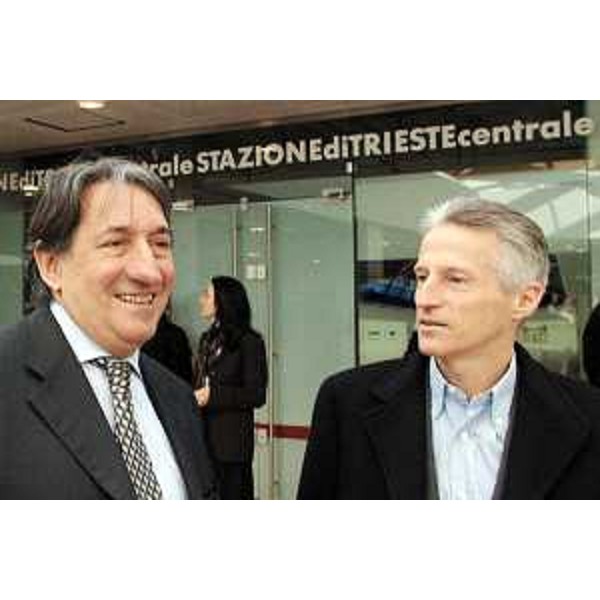 Riccardo Illy (Presidente Regione Friuli Venezia Giulia) con Innocenzo Cipolletta (Presidente delle Ferrovie dello Stato) ritratti in occasione dell'inaugurazione della rinnovata stazione ferroviaria di Trieste. (Trieste 28/03/07)