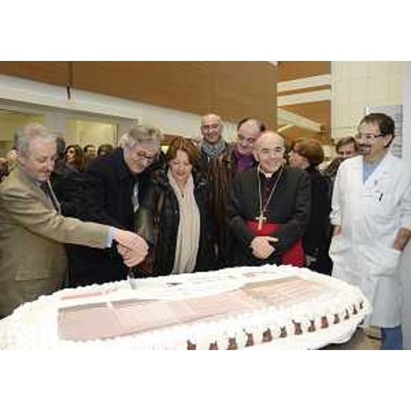 C.Favaretti (Direttore generale Ospedale S.M.d.M. Udine), R.Tondo (Presidente Friuli Venezia Giulia), C.Compagno (Rettore Università Udine) e A.B.Mazzocato (Arcivescovo Udine) all'inaugurazione dei nuovi spazi dell'Ospedale Santa Maria della Misericordia. (Udine 11/01/13)