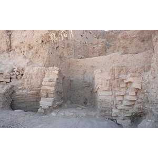 Missione archeologica "Terra di Ninive". Serie di tombe a camera della necropoli paleo-assira di Tell Gomel