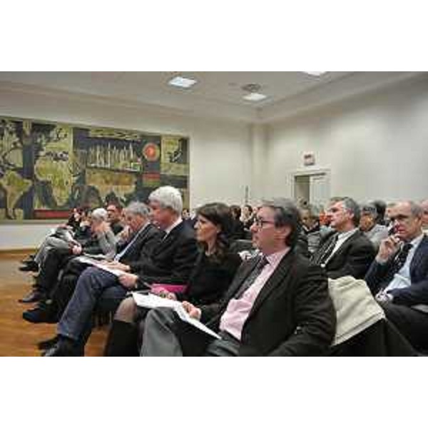 Uditorio di addetti ai lavori al seminario sugli obiettivi della "mini" riforma sanitaria nazionale, promosso da Regione e Federsanità ANCI del Friuli Venezia Giulia. (Trieste 08/02/13)