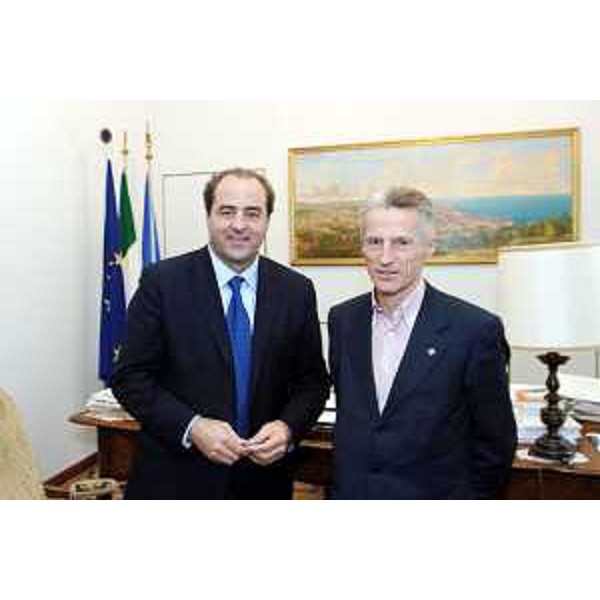 Riccardo Illy (Presidente Regione Friuli Venezia Giulia) con Antonio Di Pietro (Ministro delle Infrastrutture) ritratti in occasione dell'intesa sulla terza corsia "A4". (Trieste 02/04/07)