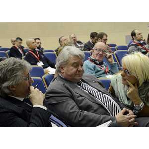 Renzo Tondo (Presidente Friuli Venezia Giulia), Elio De Anna (Assessore regionale Relazioni internazionali) e Silvia Acerbi (Presidente Informest) alla presentazione del portale ExpòLIVE. (Pordenone 26/02/13)