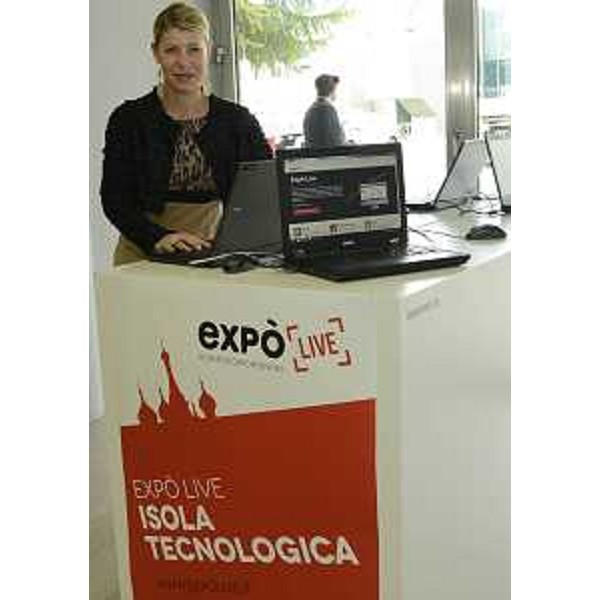 Federica Seganti (Assessore regionale Attività produttive) alla presentazione del portale ExpòLIVE. (Pordenone 26/02/13)